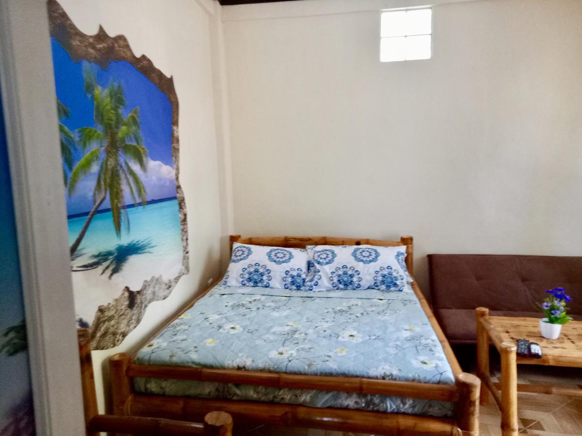 Prince Ludwig Beach Resort San Antonio  Extérieur photo