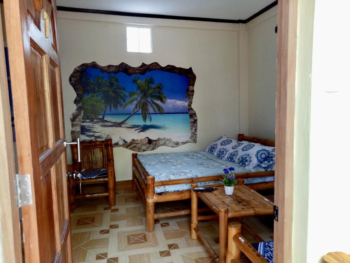 Prince Ludwig Beach Resort San Antonio  Extérieur photo