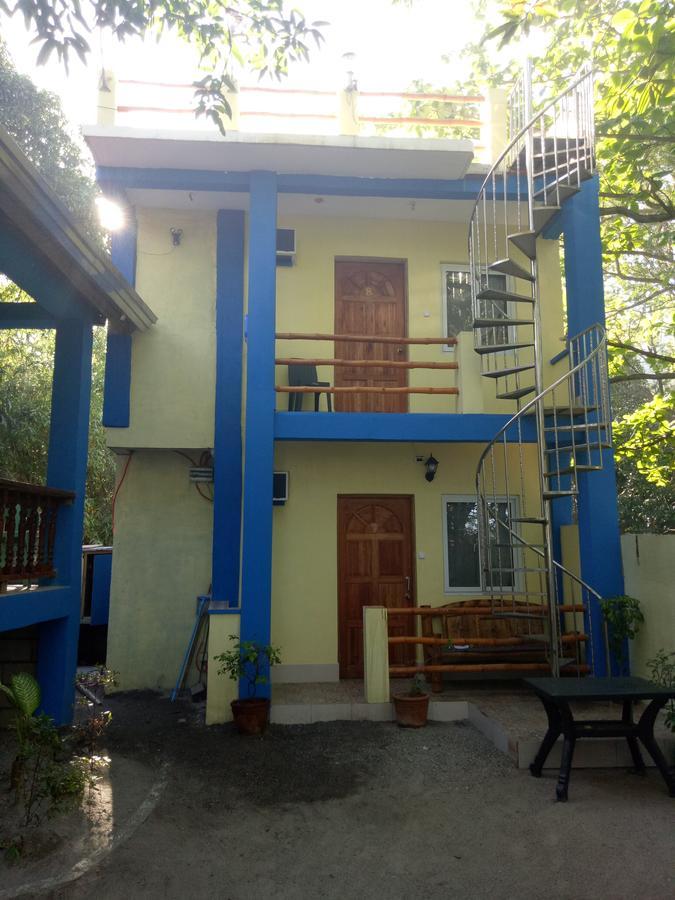 Prince Ludwig Beach Resort San Antonio  Extérieur photo
